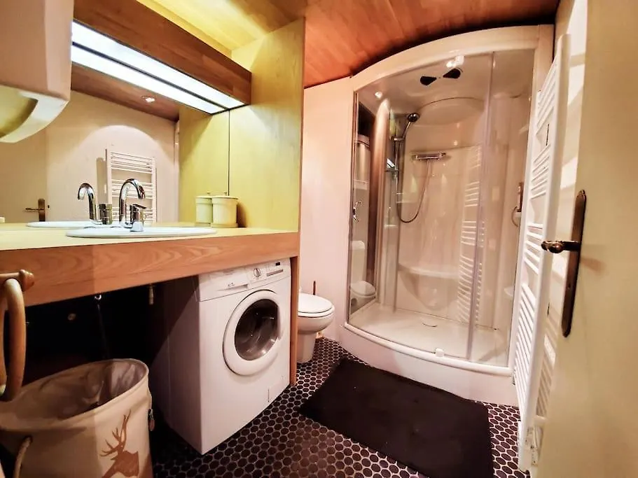 60M2 Coeur Station Esprit Montagne Et Skis Aux Pieds Huez Apartment