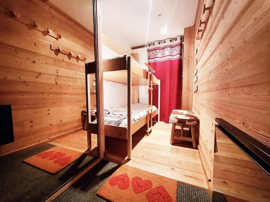 60M2 Coeur Station Esprit Montagne Et Skis Aux Pieds Huez Apartment